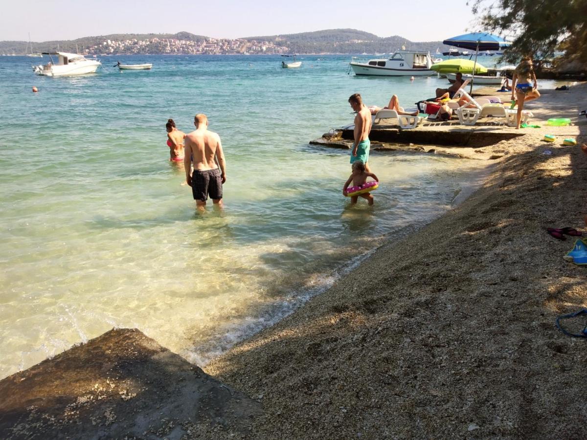 Apartmani Nede Trogir Exterior foto